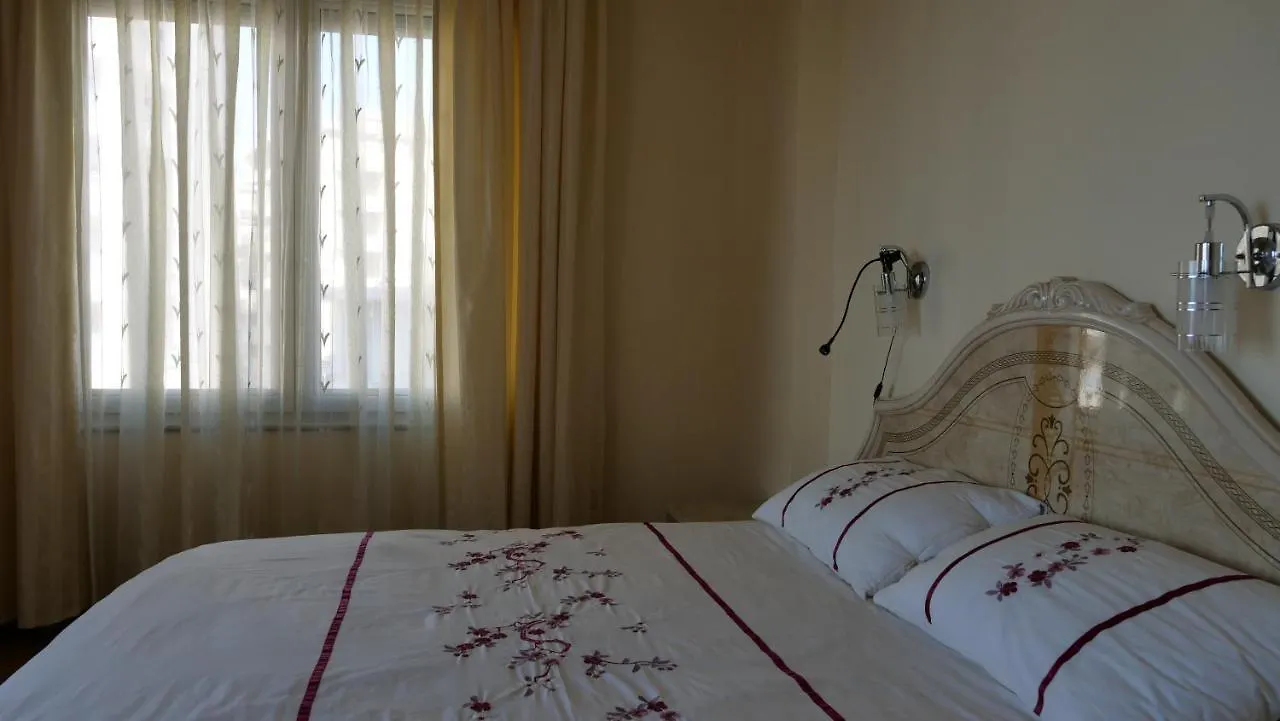 Apartment By Promenade Sarandë